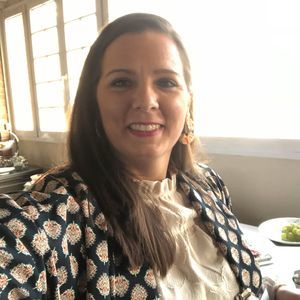 Meet your Posher, Caroline